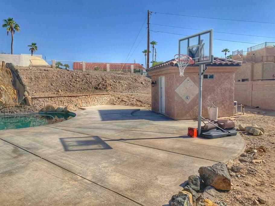 Ultimate Backyard-Pool/Spa. Slide. Lakeview. Ball Lake Havasu City Esterno foto